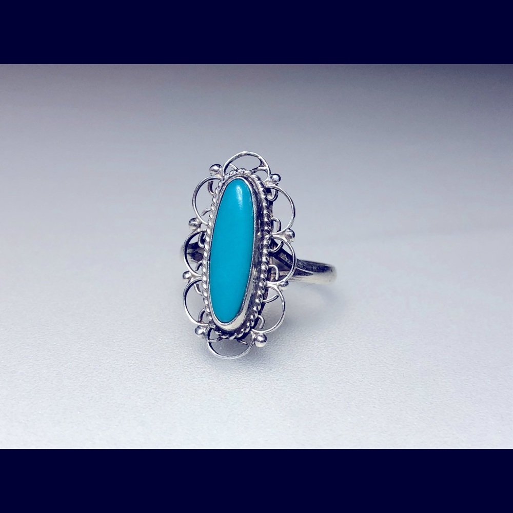 Silver and Turquoise Style Vintage Ring